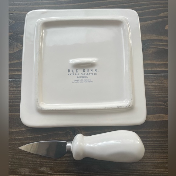 Rae Dunn cheese plate and knife - Picture 2 of 2